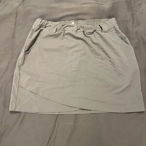 Elegant Gray Women's Skirt